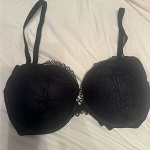 🩷🩷VS NWOT Very Sexy Push Up Lace 36dd Bra🩷🩷